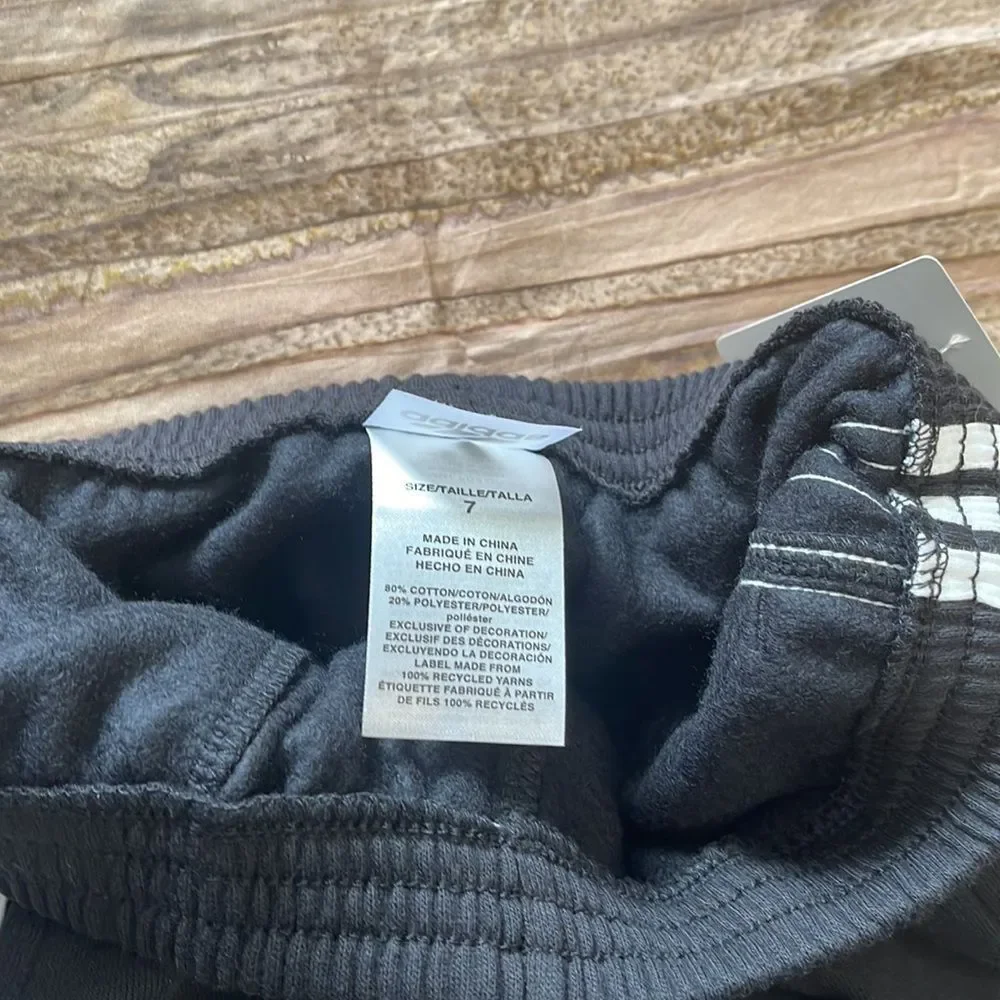 Adidas Little Boys Zip Front Essential Fleece Hoodie and Jogger - Picture 15 of 16